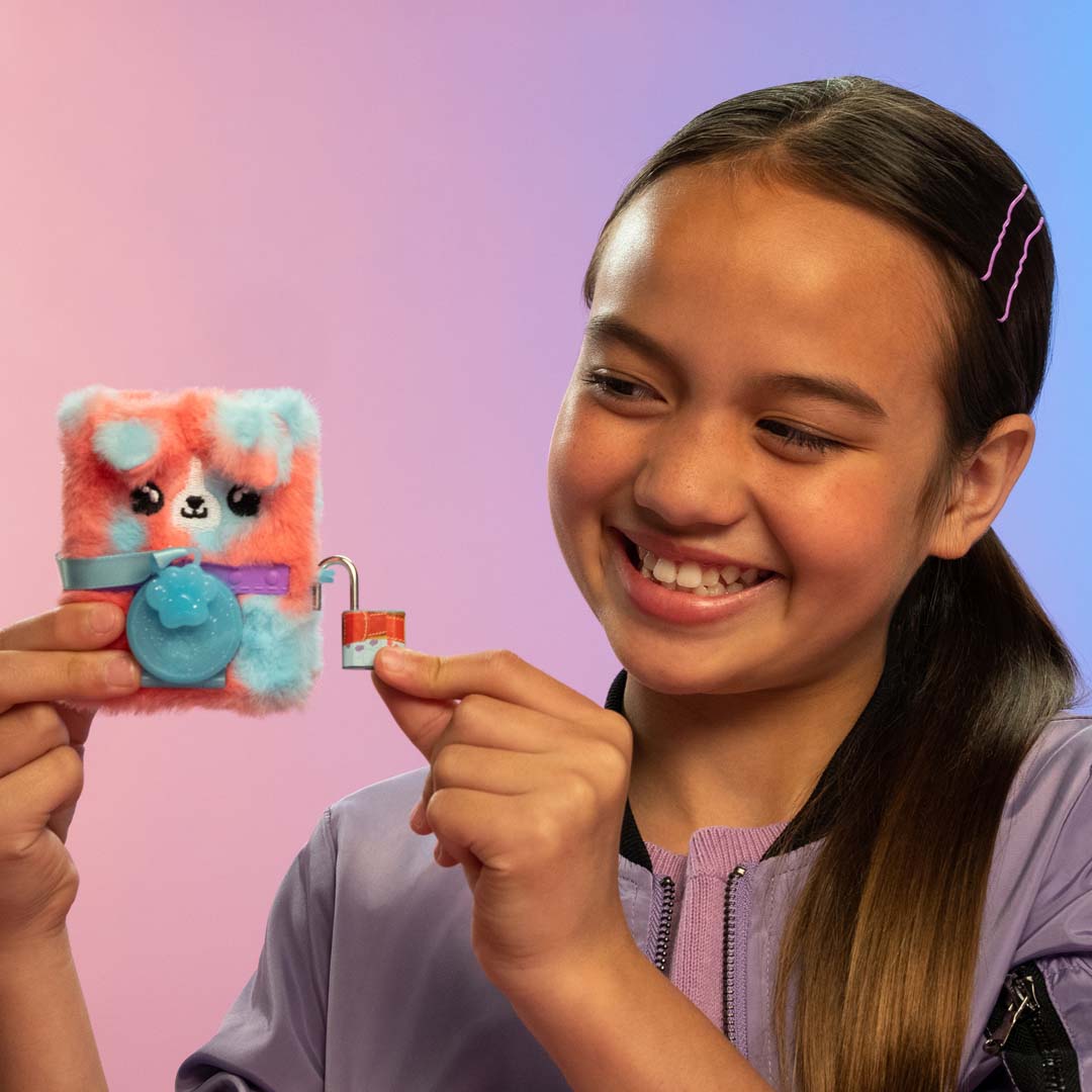 Real LITTLES – Süßes Mini-Tagebuch Mit Schloss & Schlüssel – Perfekt Für Geheimnisse & Zum Sammeln – Überraschungsfarbe!